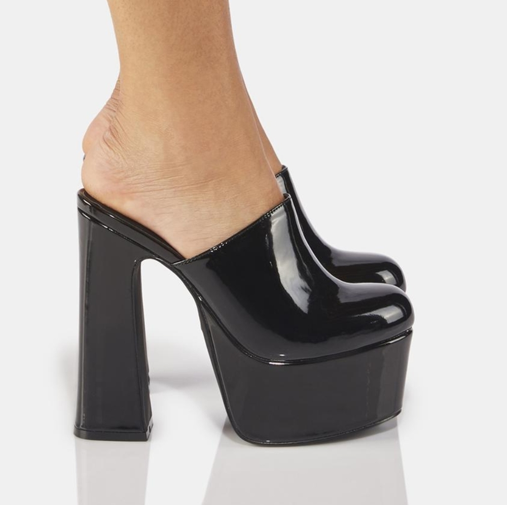 YRU Stardust platform mule Size 9